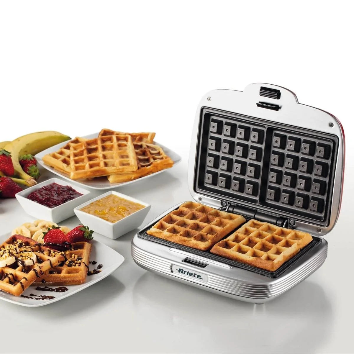 Máquina de Waffle Party Time Retrô 700W Vermelha