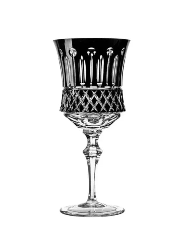 Taça de agua lapidada Preta